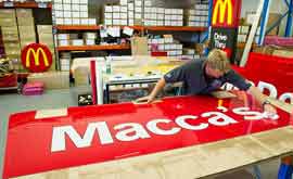 Австралийские рестораны McDonald's превратились в Macca's