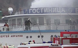 Прокуратура готовится к проверке всех плавучих ресторанов после крупного пожара в Москве