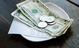 В ресторанах США чеки превратят в новостные ленты
