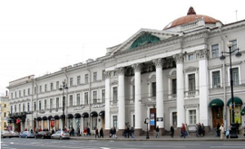В Петербурге общепит потеснил «Дом военной книги»