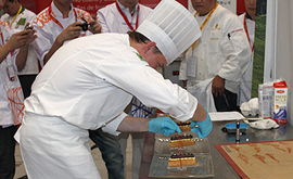 Челябинский шеф-повар выиграл «серебро» на кулинарном форуме в Пекине