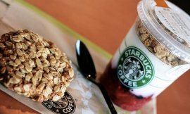 Starbucks будет выпускать йогурты