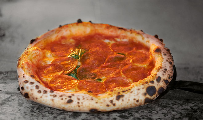 Неаполитанская пицца «Пепперони»